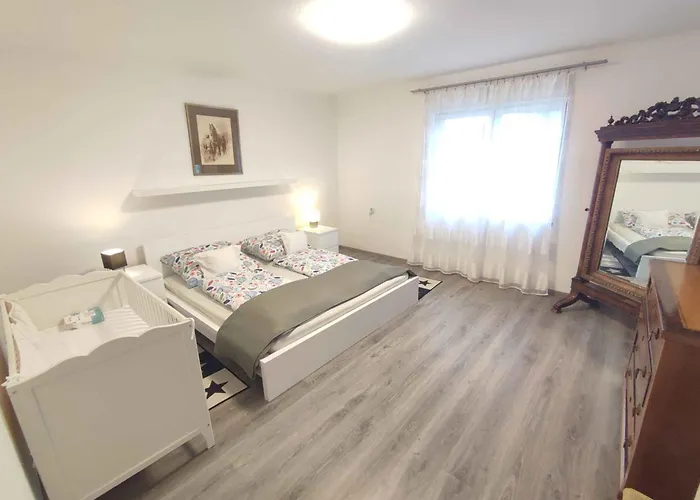 In 50627 Balatonboglár